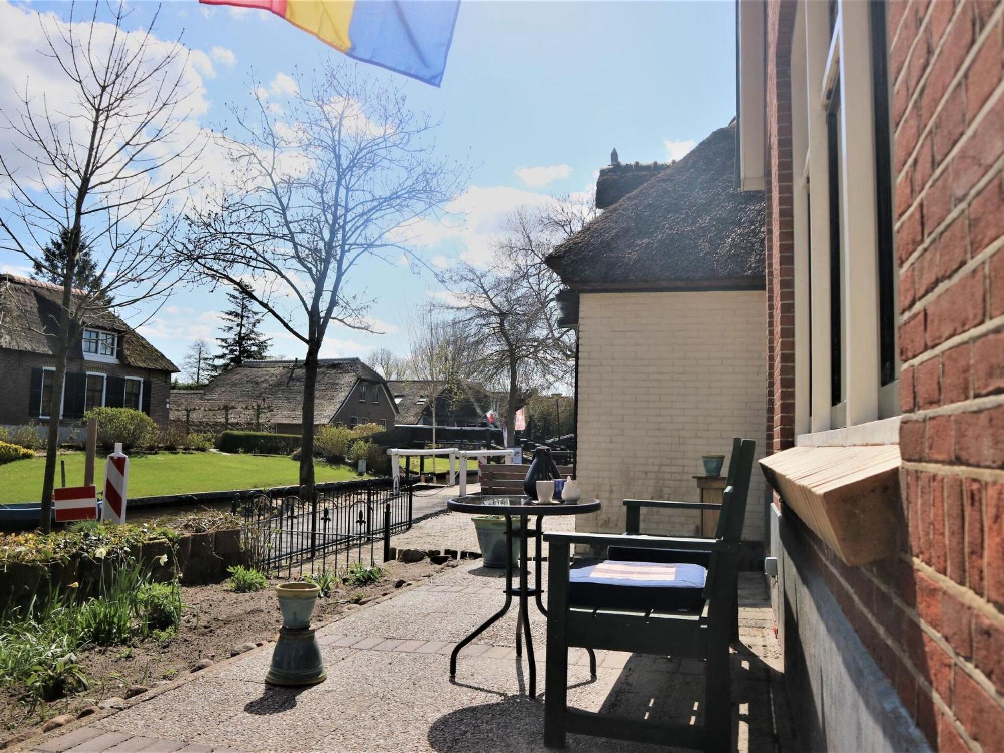 Lodge In Giethoorn With Breakfast Exterior foto